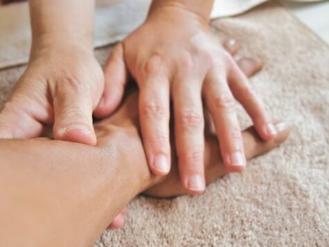 massage ayurvedique, salon de massage ayurveda Inde, soins énergétiques