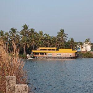 balade sur un houseboat, kerala, centre ayurvedique ayurserenity