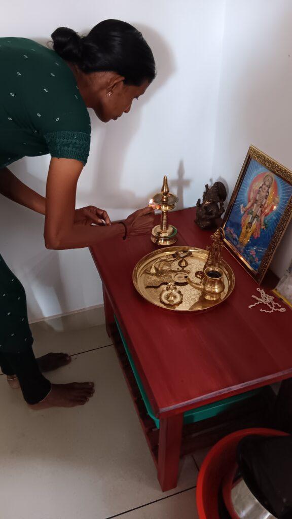 thérapeute ayurvédique, retraite cure ayurvédique Kerala, Inde, massage