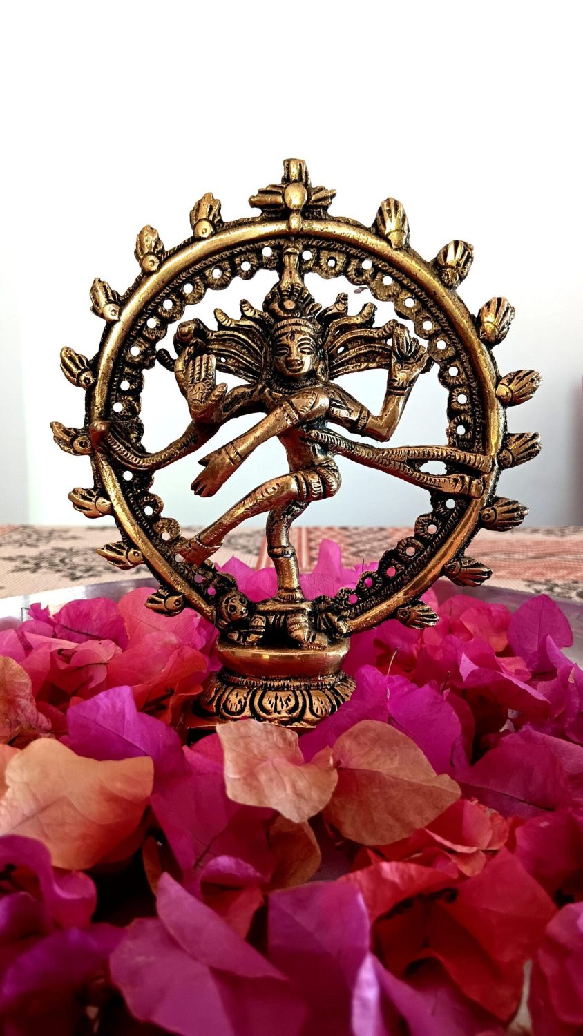 shiva dancing Dieu hindou, centre de cure ayurvédique panchakarma kerala, Inde