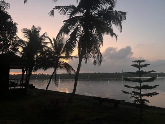 centre ayurvédique ayurserenity kerala, inde